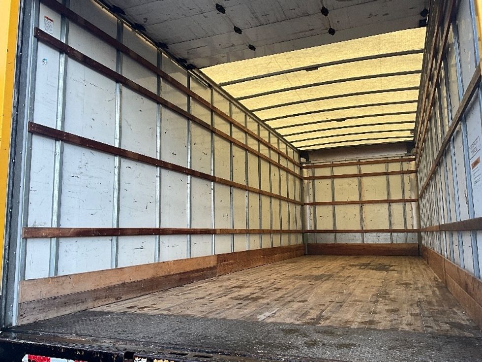 Medium Duty Box Truck-Light and Medium Duty Trucks-International-2021-MV607-Tacoma-WA-203,038\n\t\tmiles-$ 41,750 - Image 11