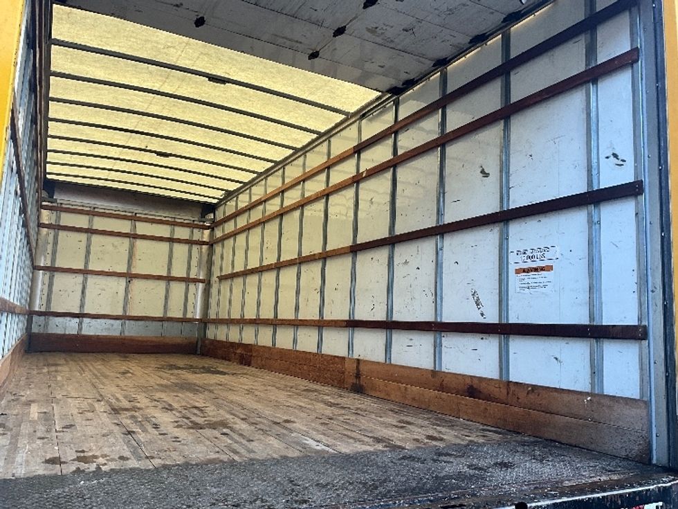 Medium Duty Box Truck-Light and Medium Duty Trucks-International-2021-MV607-Tacoma-WA-203,038\n\t\tmiles-$ 41,750 - Image 12