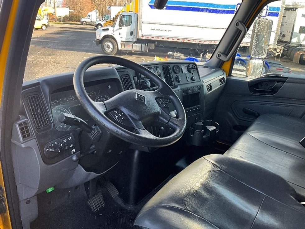 Medium Duty Box Truck-Light and Medium Duty Trucks-International-2021-MV607-Tacoma-WA-203,038\n\t\tmiles-$ 41,750 - Image 17