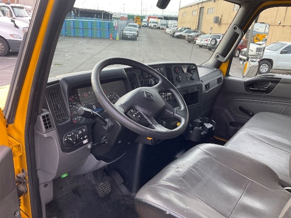 Medium Duty Box Truck-Light and Medium Duty Trucks-International-2021-MV607-Tacoma-WA-221,750\n\t\tmiles-$ 39,000 - Image 17