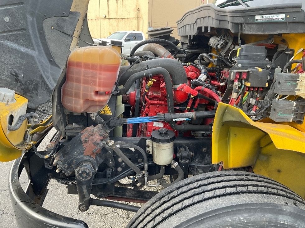 Medium Duty Box Truck-Light and Medium Duty Trucks-International-2021-MV607-Tacoma-WA-221,750\n\t\tmiles-$ 39,000 - Image 24