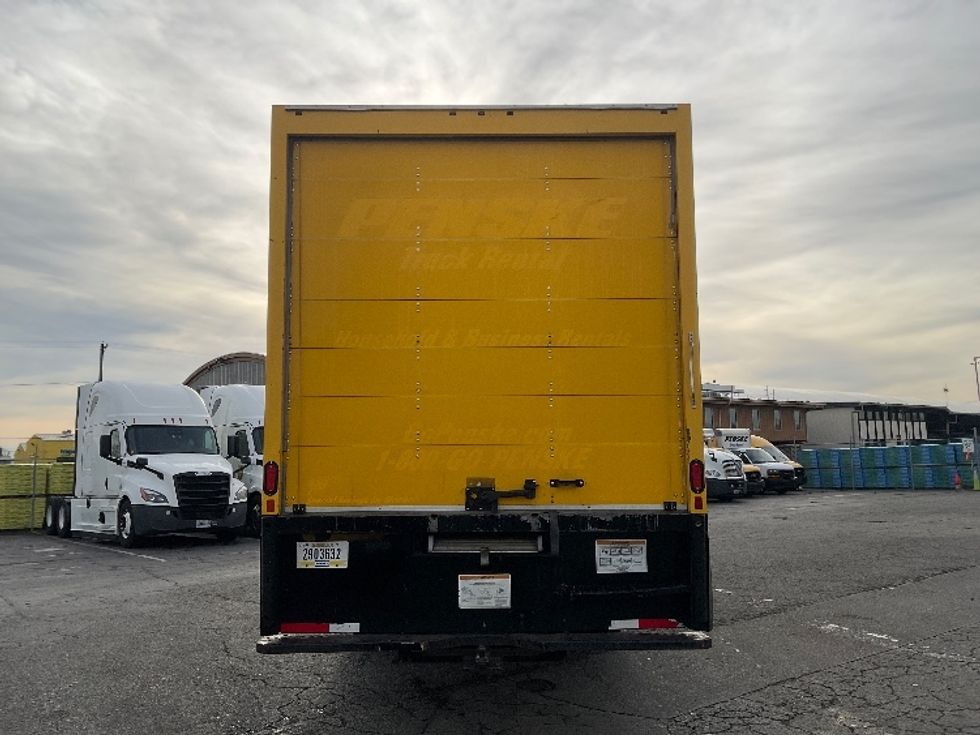 Medium Duty Box Truck-Light and Medium Duty Trucks-International-2021-MV607-Tacoma-WA-221,750\n\t\tmiles-$ 39,000 - Image 7