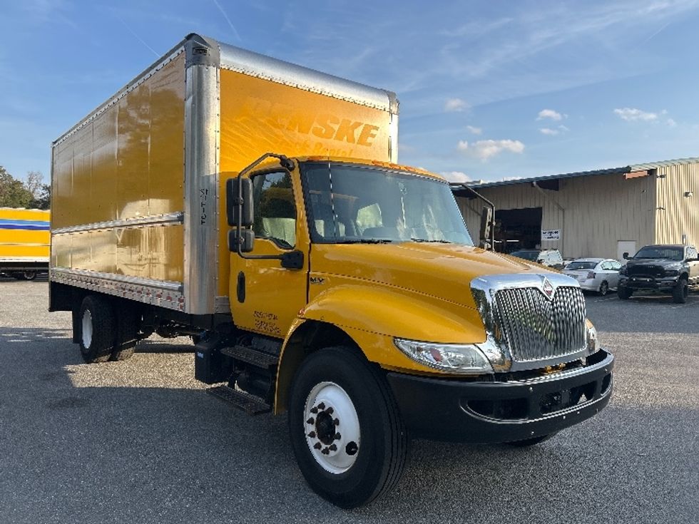 Medium Duty Box Truck-Light and Medium Duty Trucks-International-2021-MV607-Tallahassee-FL-149,736\n\t\tmiles-$ 43,250 - Image 1
