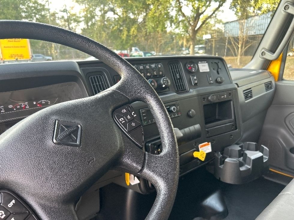 Medium Duty Box Truck-Light and Medium Duty Trucks-International-2021-MV607-Tallahassee-FL-149,736\n\t\tmiles-$ 43,250 - Image 18