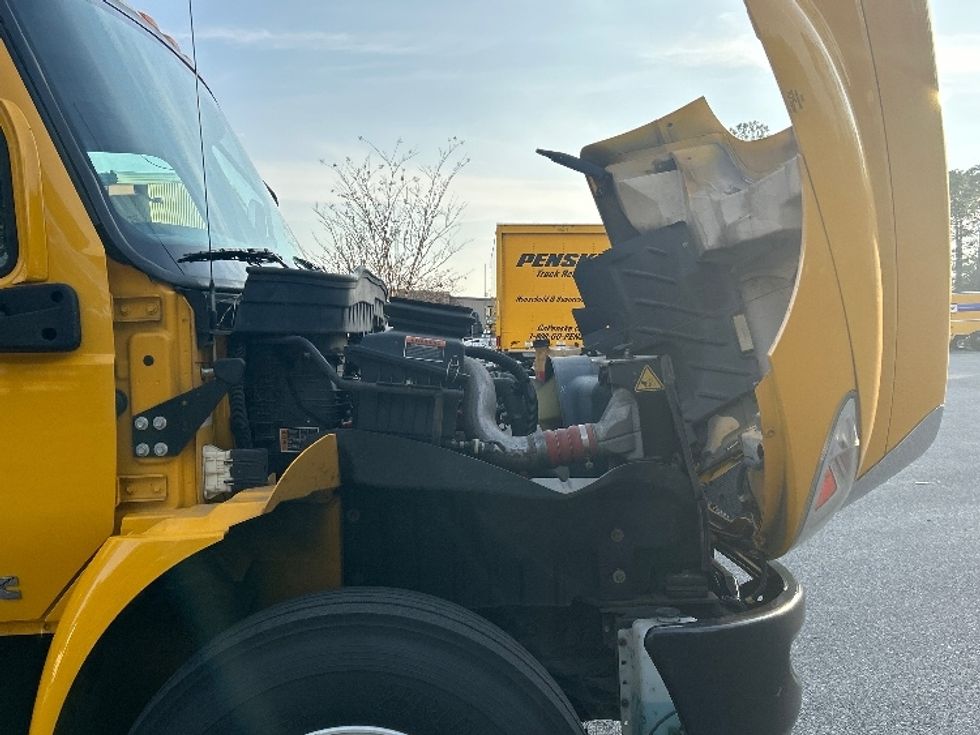 Medium Duty Box Truck-Light and Medium Duty Trucks-International-2021-MV607-Tallahassee-FL-149,736\n\t\tmiles-$ 43,250 - Image 23