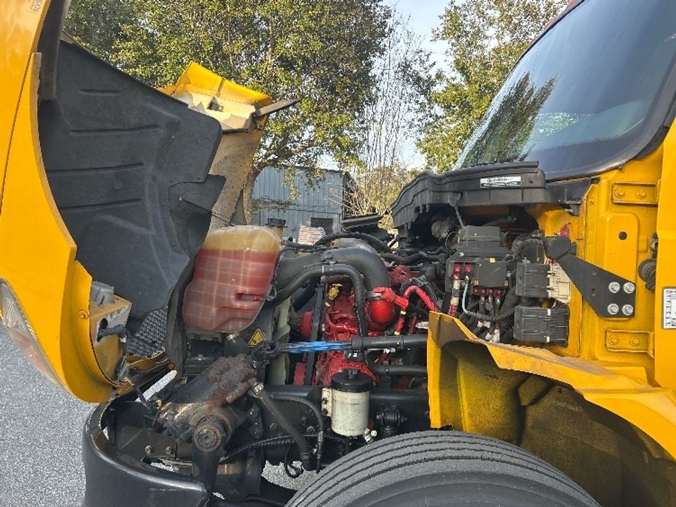 Medium Duty Box Truck-Light and Medium Duty Trucks-International-2021-MV607-Tallahassee-FL-149,736\n\t\tmiles-$ 43,250 - Image 24