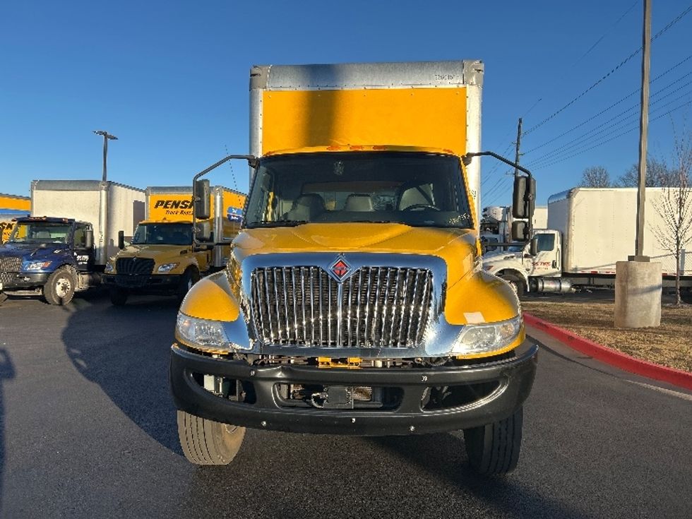 Medium Duty Box Truck-Light and Medium Duty Trucks-International-2021-MV607-Tallahassee-FL-201,507\n\t\tmiles-$ 42,000 - Image 2