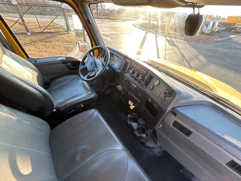Medium Duty Box Truck-Light and Medium Duty Trucks-International-2021-MV607-Tallahassee-FL-201,507\n\t\tmiles-$ 42,000 - Image 21