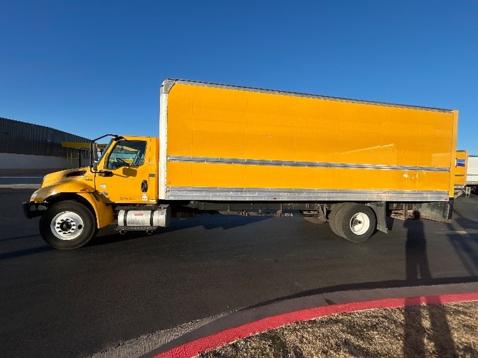 Medium Duty Box Truck-Light and Medium Duty Trucks-International-2021-MV607-Tallahassee-FL-201,507\n\t\tmiles-$ 42,000 - Image 4