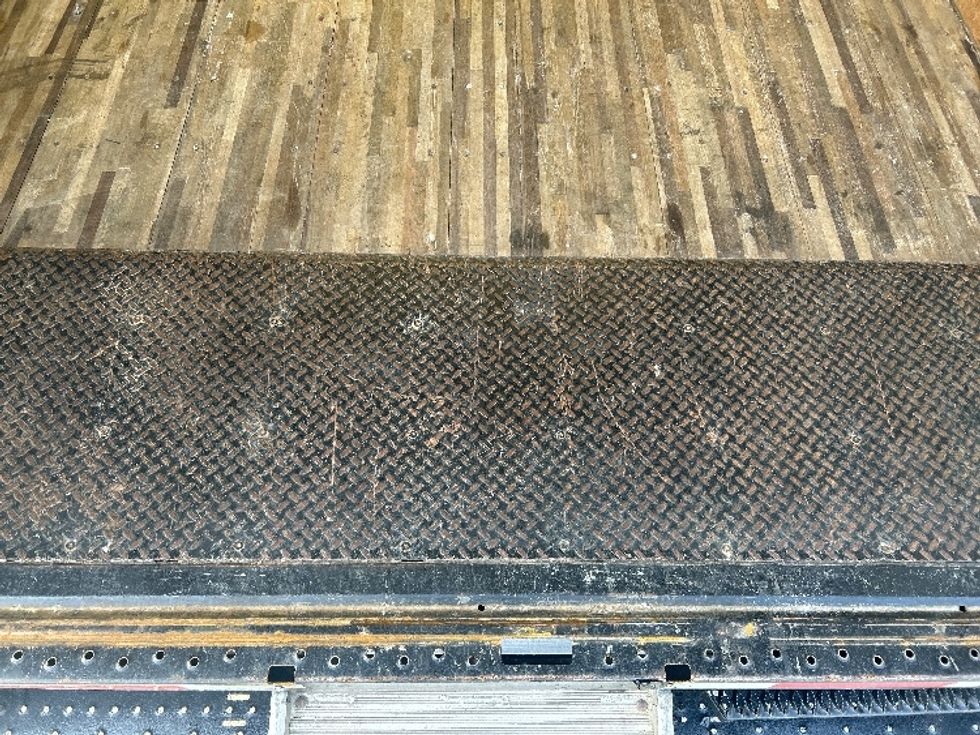 Medium Duty Box Truck-Light and Medium Duty Trucks-International-2021-MV607-Tallahassee-FL-211,050\n\t\tmiles-$ 40,750 - Image 10