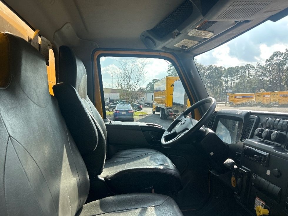 Medium Duty Box Truck-Light and Medium Duty Trucks-International-2021-MV607-Tallahassee-FL-211,050\n\t\tmiles-$ 40,750 - Image 22