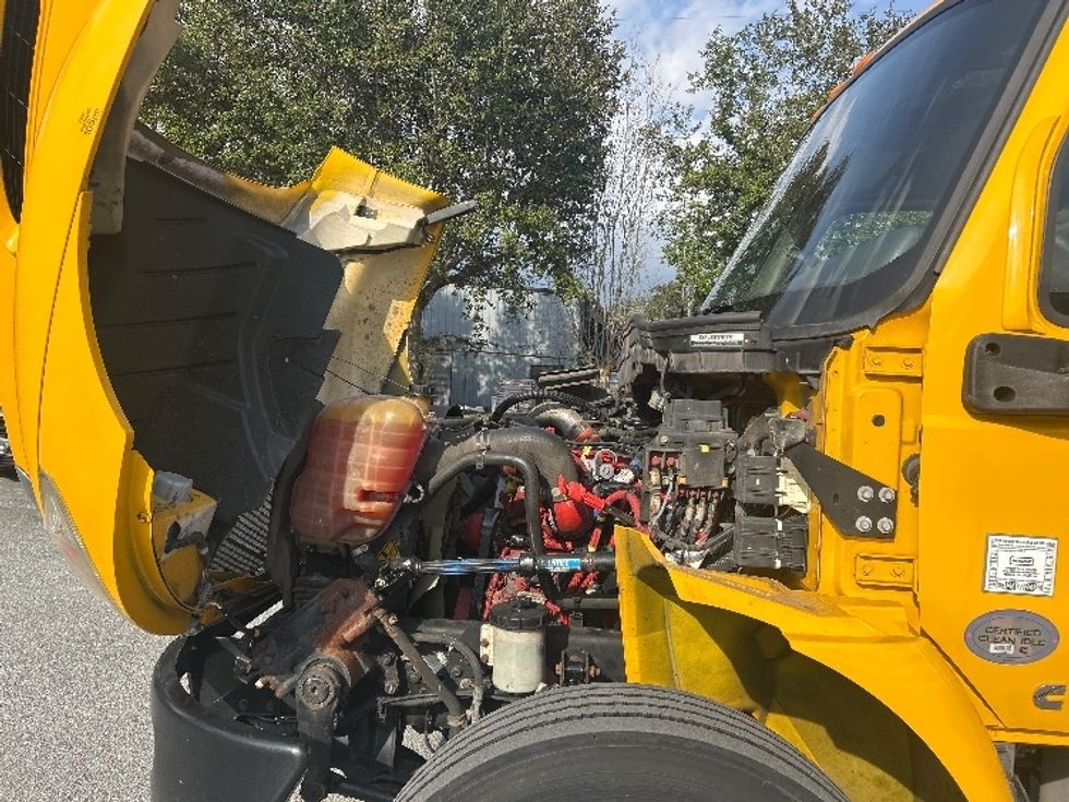 Medium Duty Box Truck-Light and Medium Duty Trucks-International-2021-MV607-Tallahassee-FL-211,050\n\t\tmiles-$ 40,750 - Image 24