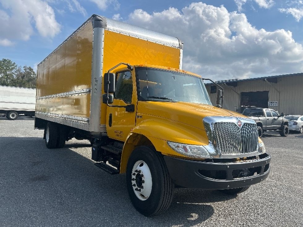 Medium Duty Box Truck-Light and Medium Duty Trucks-International-2021-MV607-Tallahassee-FL-211,050\n\t\tmiles-$ 40,750 - Image 3