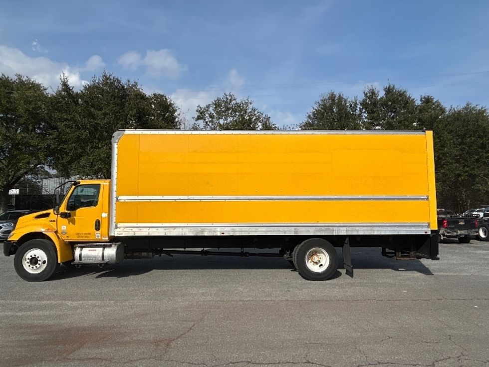 Medium Duty Box Truck-Light and Medium Duty Trucks-International-2021-MV607-Tallahassee-FL-211,050\n\t\tmiles-$ 40,750 - Image 4