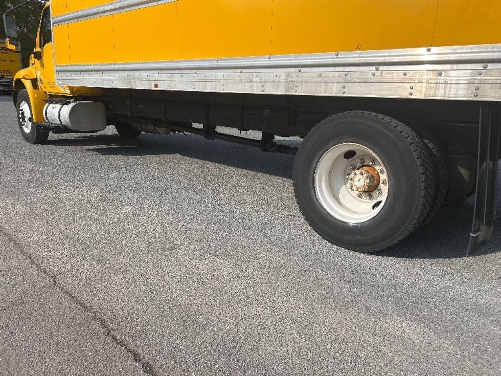 Medium Duty Box Truck-Light and Medium Duty Trucks-International-2021-MV607-Tallahassee-FL-211,050\n\t\tmiles-$ 40,750 - Image 5