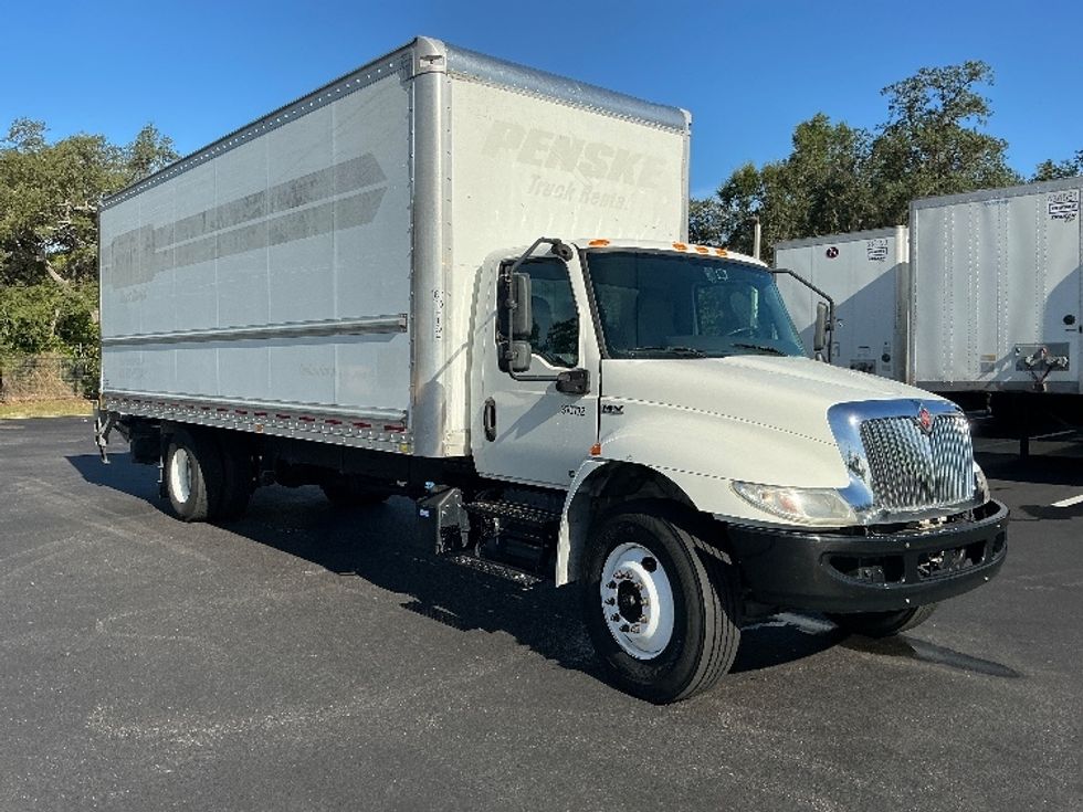 Medium Duty Box Truck-Light and Medium Duty Trucks-International-2021-MV607-Tampa-FL-103,643\n\t\tmiles-$ 67,000 - Image 1