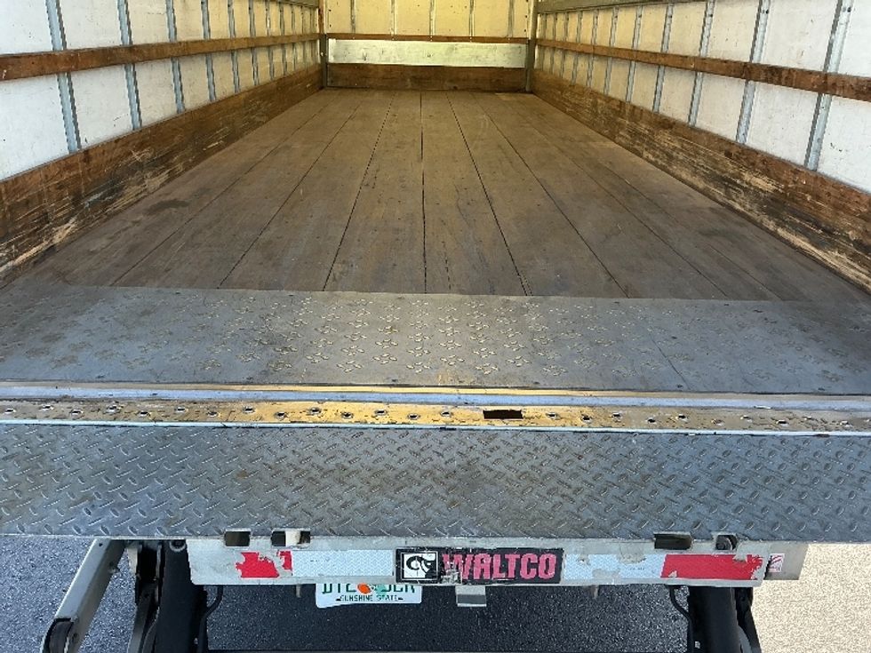 Medium Duty Box Truck-Light and Medium Duty Trucks-International-2021-MV607-Tampa-FL-103,643\n\t\tmiles-$ 67,000 - Image 10