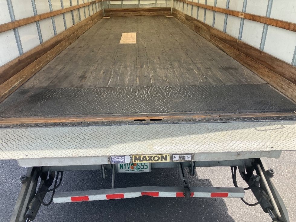 Medium Duty Box Truck-Light and Medium Duty Trucks-International-2021-MV607-Tampa-FL-174,001\n\t\tmiles-$ 59,250 - Image 10