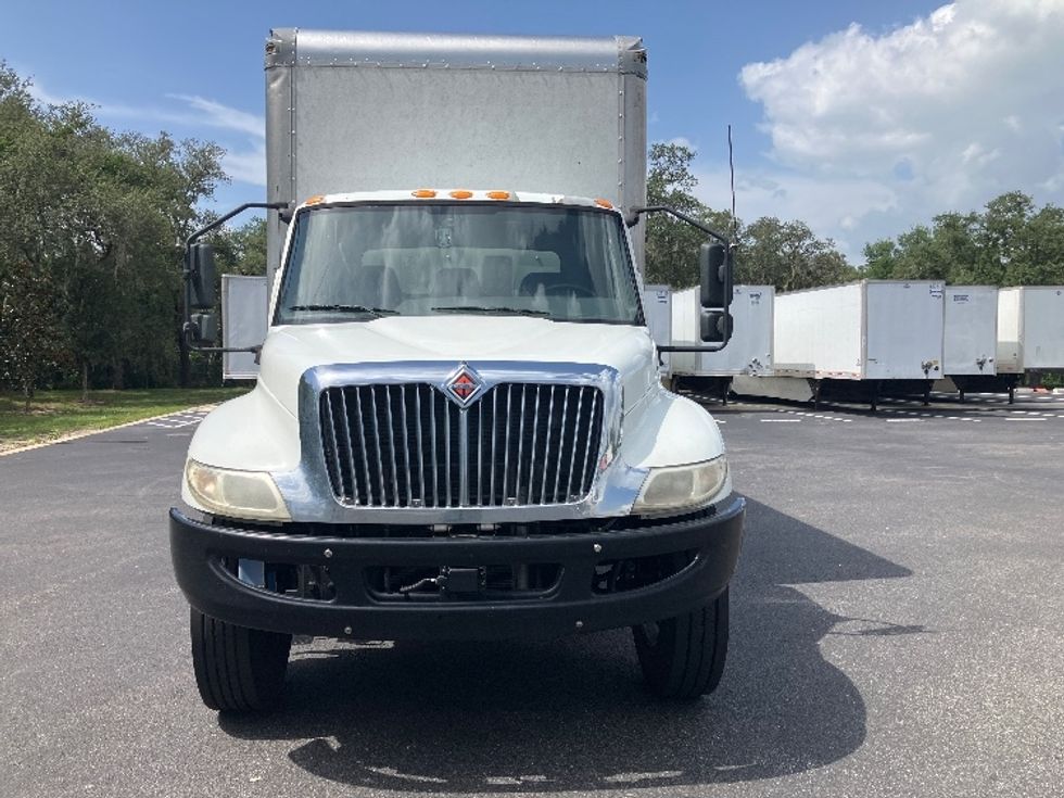 Medium Duty Box Truck-Light and Medium Duty Trucks-International-2021-MV607-Tampa-FL-174,001\n\t\tmiles-$ 59,250 - Image 2