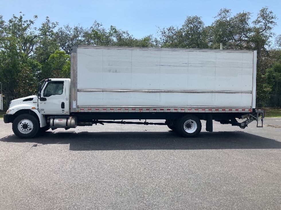 Medium Duty Box Truck-Light and Medium Duty Trucks-International-2021-MV607-Tampa-FL-174,001\n\t\tmiles-$ 59,250 - Image 4