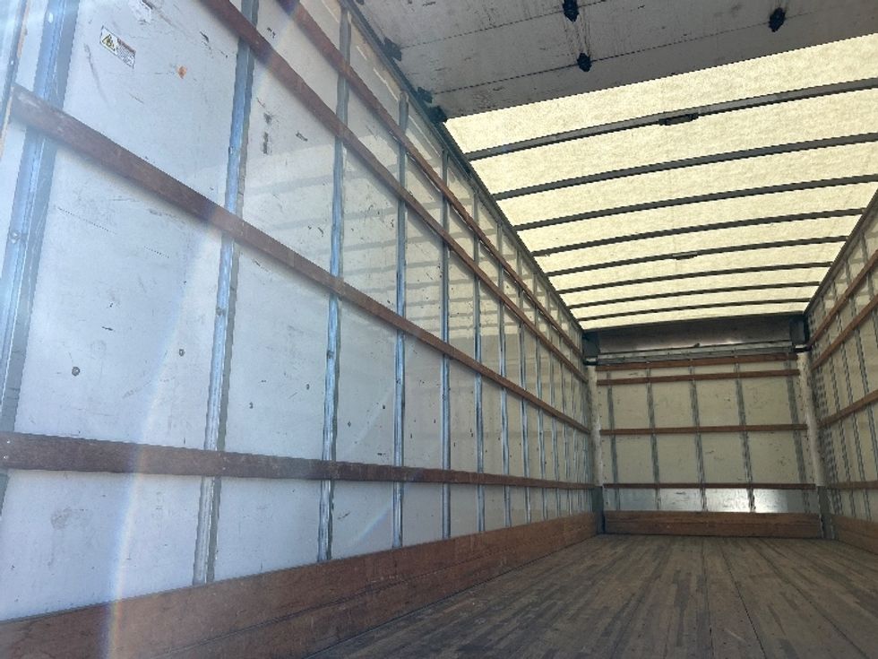 Medium Duty Box Truck-Light and Medium Duty Trucks-International-2021-MV607-Tampa-FL-177,857\n\t\tmiles-$ 45,500 - Image 11