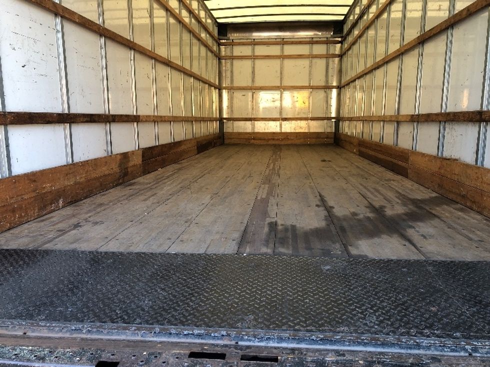 Medium Duty Box Truck-Light and Medium Duty Trucks-International-2021-MV607-Tampa-FL-178,749\n\t\tmiles-$ 45,250 - Image 10