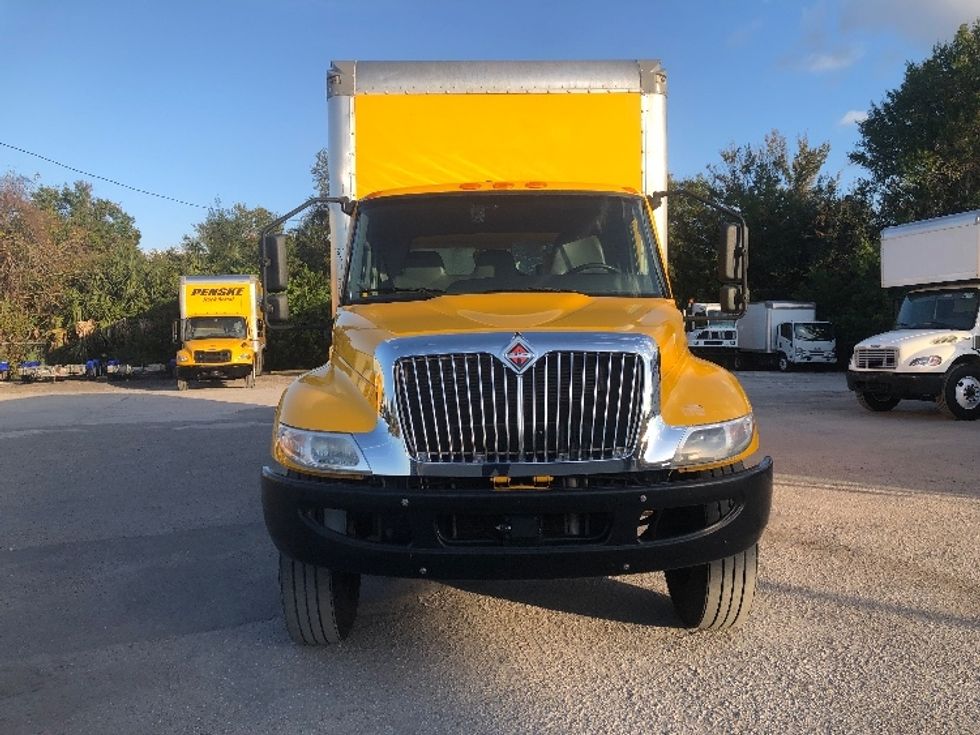 Medium Duty Box Truck-Light and Medium Duty Trucks-International-2021-MV607-Tampa-FL-178,749\n\t\tmiles-$ 45,250 - Image 2