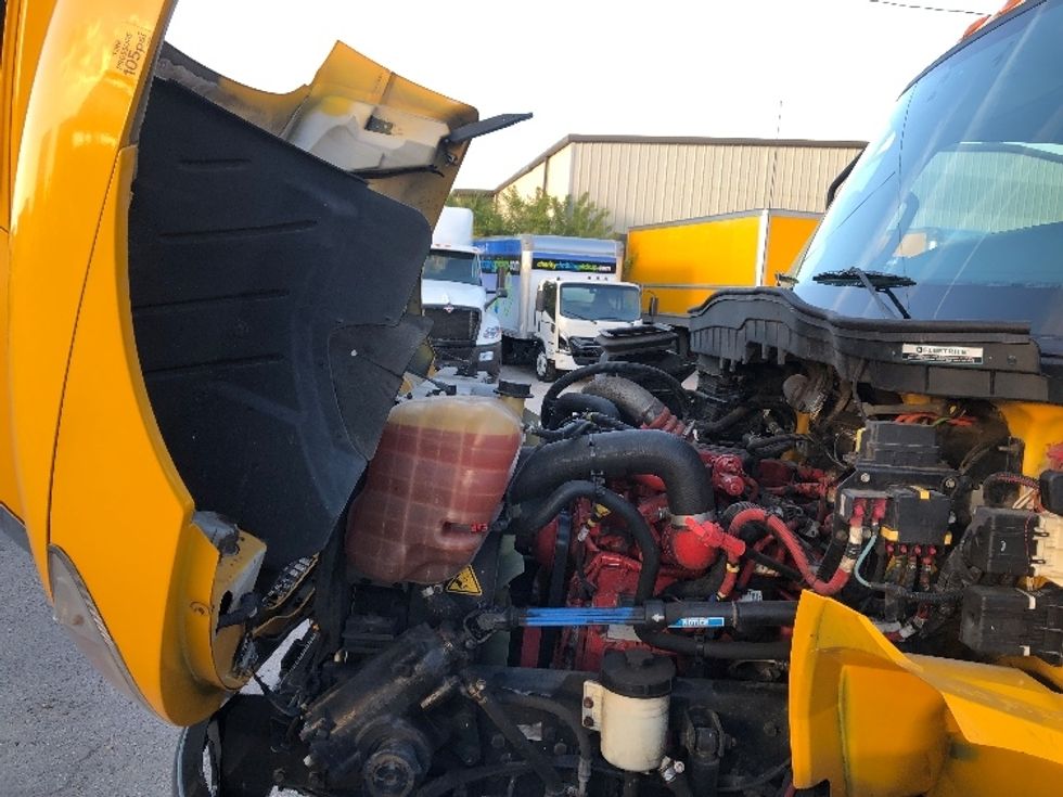 Medium Duty Box Truck-Light and Medium Duty Trucks-International-2021-MV607-Tampa-FL-178,749\n\t\tmiles-$ 45,250 - Image 23