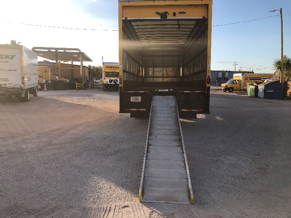 Medium Duty Box Truck-Light and Medium Duty Trucks-International-2021-MV607-Tampa-FL-178,749\n\t\tmiles-$ 45,250 - Image 9