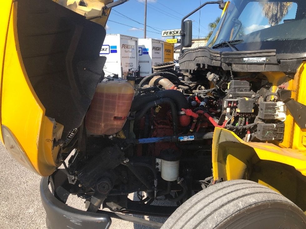 Medium Duty Box Truck-Light and Medium Duty Trucks-International-2021-MV607-Tampa-FL-180,527\n\t\tmiles-$ 45,000 - Image 23