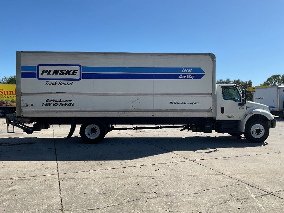 Medium Duty Box Truck-Light and Medium Duty Trucks-International-2021-MV607-Tampa-FL-181,259\n\t\tmiles-$ 53,500 - Image 15