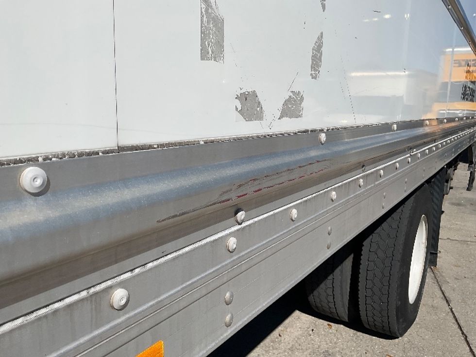 Medium Duty Box Truck-Light and Medium Duty Trucks-International-2021-MV607-Tampa-FL-181,259\n\t\tmiles-$ 53,500 - Image 26
