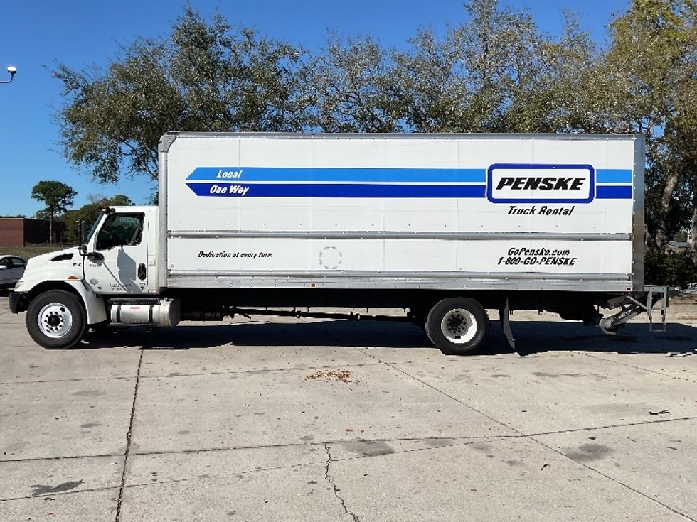 Medium Duty Box Truck-Light and Medium Duty Trucks-International-2021-MV607-Tampa-FL-181,259\n\t\tmiles-$ 53,500 - Image 4
