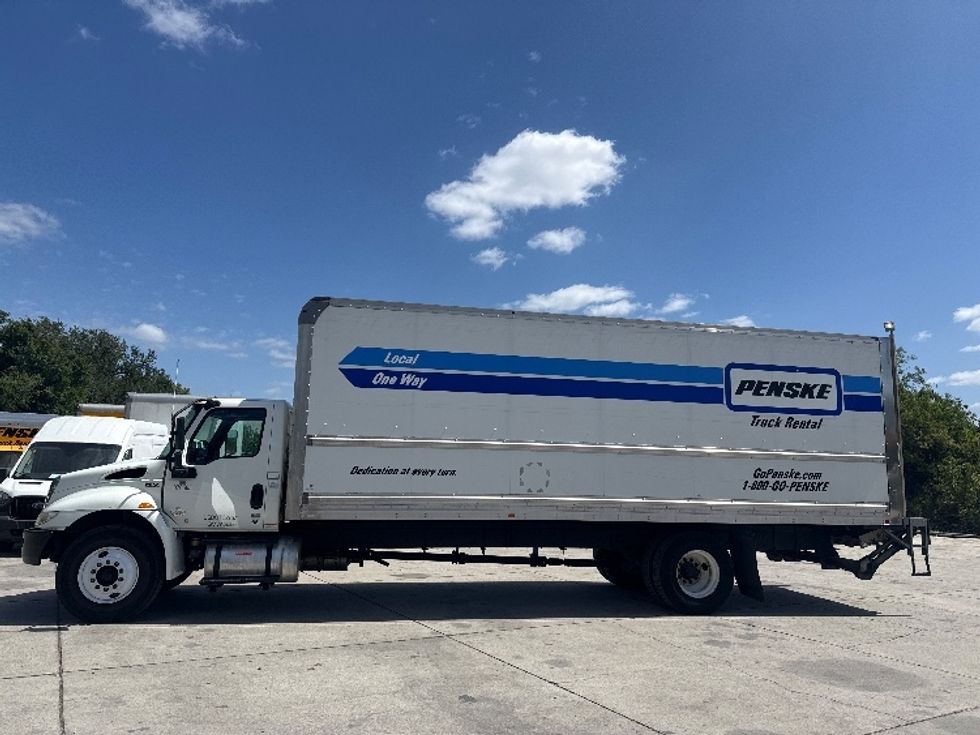 Medium Duty Box Truck-Light and Medium Duty Trucks-International-2021-MV607-Tampa-FL-181,259\n\t\tmiles-$ 53,500 - Image 4
