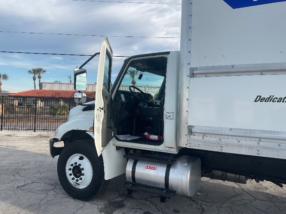 Medium Duty Box Truck-Light and Medium Duty Trucks-International-2021-MV607-Tampa-FL-181,793\n\t\tmiles-$ 53,500 - Image 16