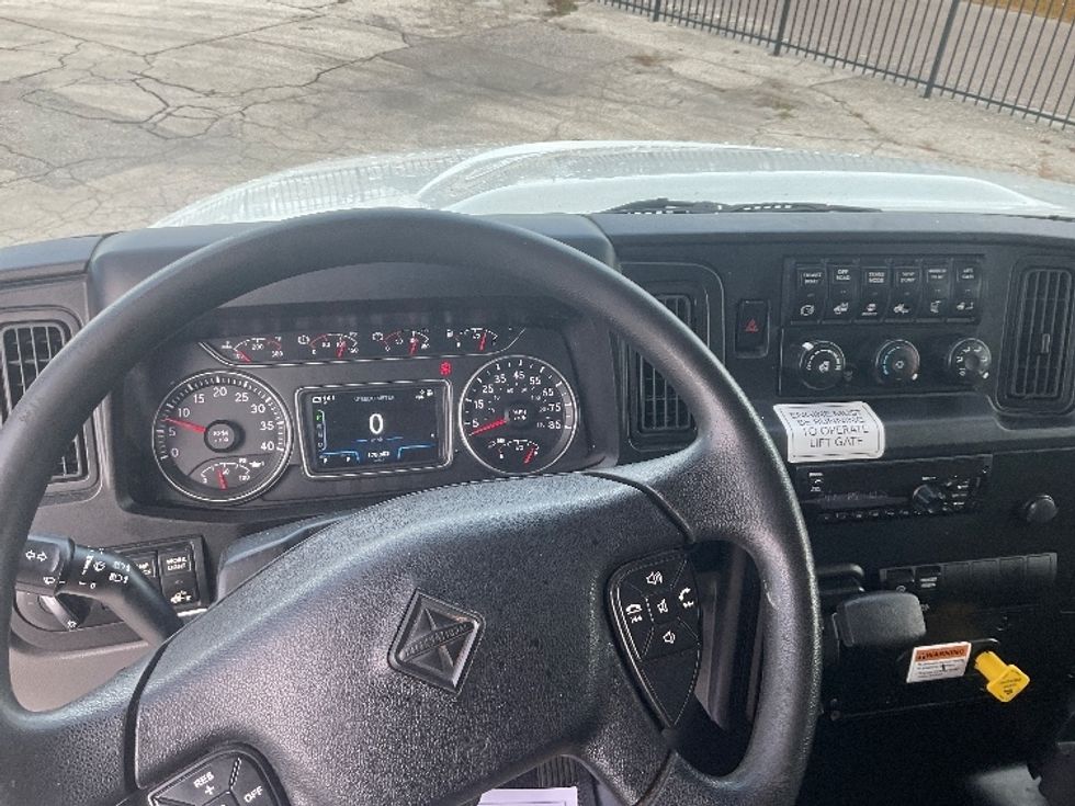 Medium Duty Box Truck-Light and Medium Duty Trucks-International-2021-MV607-Tampa-FL-181,793\n\t\tmiles-$ 53,500 - Image 18
