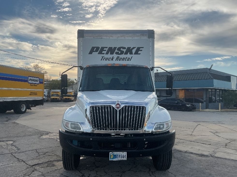 Medium Duty Box Truck-Light and Medium Duty Trucks-International-2021-MV607-Tampa-FL-181,793\n\t\tmiles-$ 53,500 - Image 2