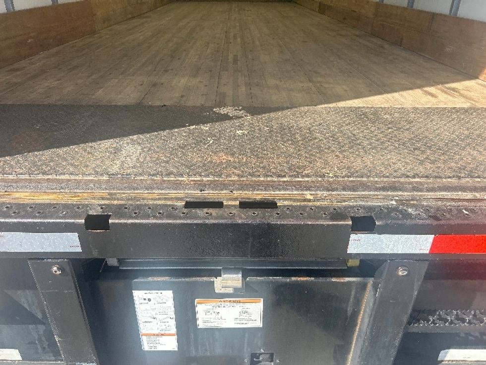 Medium Duty Box Truck-Light and Medium Duty Trucks-International-2021-MV607-Tampa-FL-186,855\n\t\tmiles-$ 44,250 - Image 10