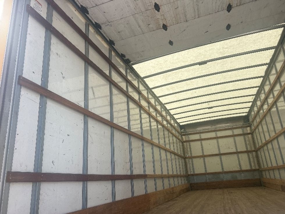 Medium Duty Box Truck-Light and Medium Duty Trucks-International-2021-MV607-Tampa-FL-186,855\n\t\tmiles-$ 44,250 - Image 11