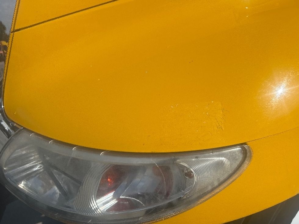 Medium Duty Box Truck-Light and Medium Duty Trucks-International-2021-MV607-Tampa-FL-186,855\n\t\tmiles-$ 44,250 - Image 29