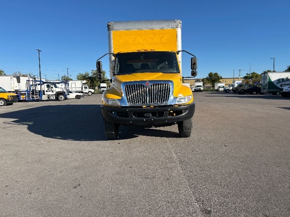 Medium Duty Box Truck-Light and Medium Duty Trucks-International-2021-MV607-Tampa-FL-189,491\n\t\tmiles-$ 43,750 - Image 2