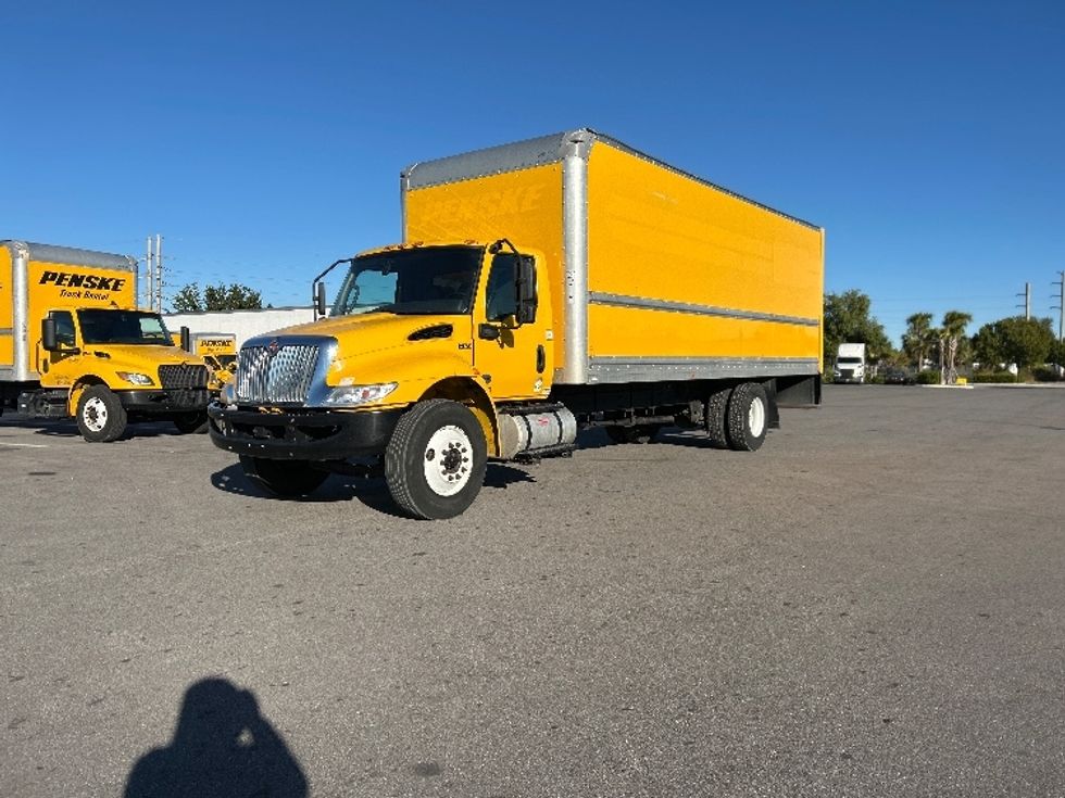 Medium Duty Box Truck-Light and Medium Duty Trucks-International-2021-MV607-Tampa-FL-189,491\n\t\tmiles-$ 43,750 - Image 3