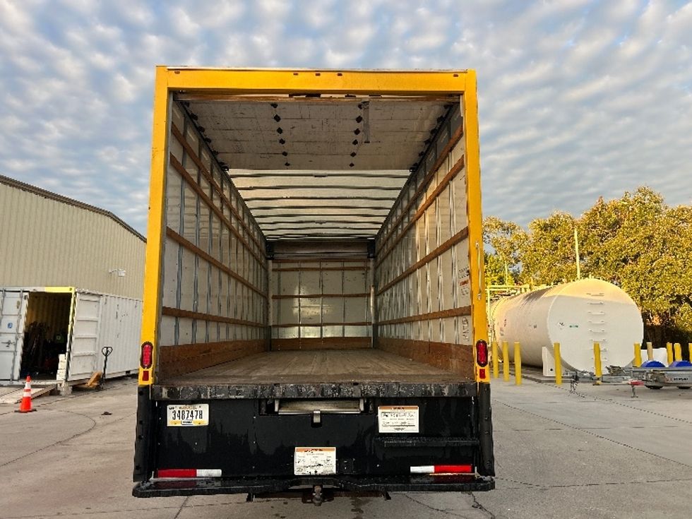 Medium Duty Box Truck-Light and Medium Duty Trucks-International-2021-MV607-Tampa-FL-203,255\n\t\tmiles-$ 41,750 - Image 8