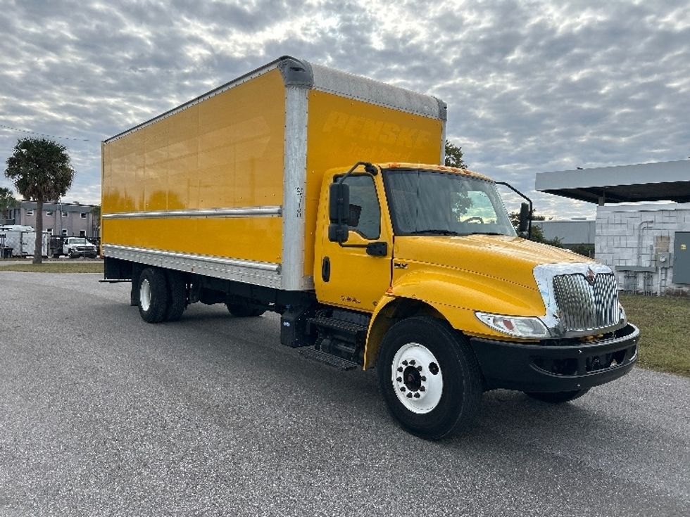 Medium Duty Box Truck-Light and Medium Duty Trucks-International-2021-MV607-Tampa-FL-204,024\n\t\tmiles-$ 41,750 - Image 1
