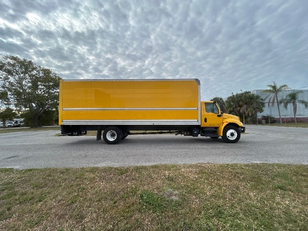 Medium Duty Box Truck-Light and Medium Duty Trucks-International-2021-MV607-Tampa-FL-204,024\n\t\tmiles-$ 41,750 - Image 15