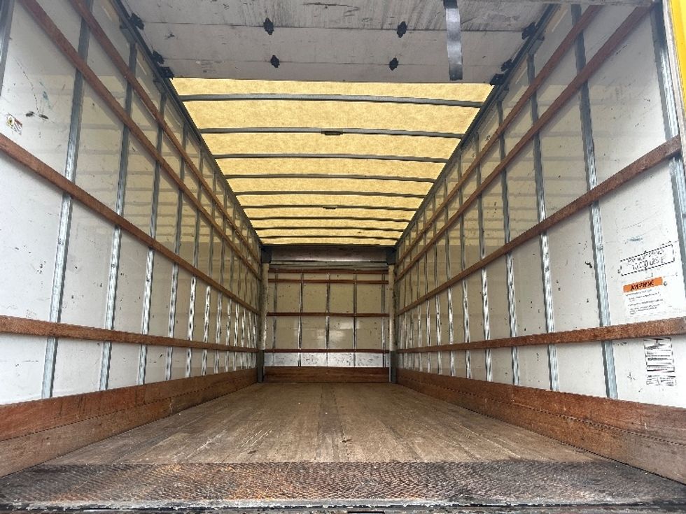 Medium Duty Box Truck-Light and Medium Duty Trucks-International-2021-MV607-Tampa-FL-204,024\n\t\tmiles-$ 41,750 - Image 8