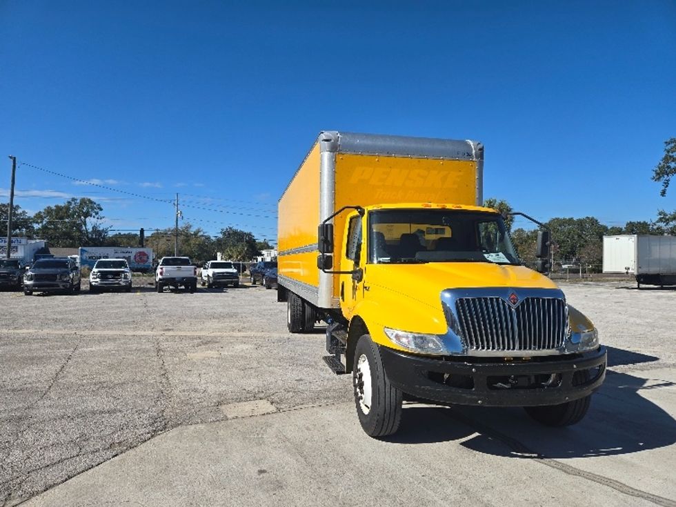 Medium Duty Box Truck-Light and Medium Duty Trucks-International-2021-MV607-Tampa-FL-216,462\n\t\tmiles-$ 40,000 - Image 3