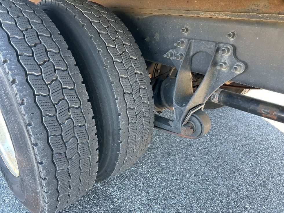 Medium Duty Box Truck-Light and Medium Duty Trucks-International-2021-MV607-Tampa-FL-231,547\n\t\tmiles-$ 37,750 - Image 14