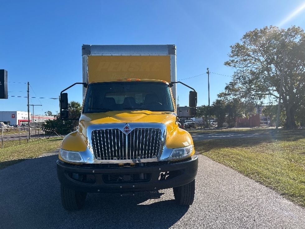 Medium Duty Box Truck-Light and Medium Duty Trucks-International-2021-MV607-Tampa-FL-231,547\n\t\tmiles-$ 37,750 - Image 2