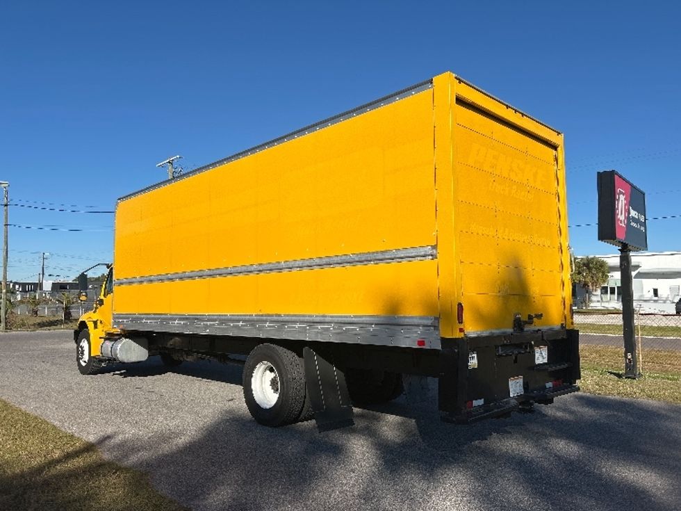 Medium Duty Box Truck-Light and Medium Duty Trucks-International-2021-MV607-Tampa-FL-231,547\n\t\tmiles-$ 37,750 - Image 6